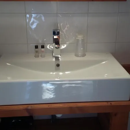 Le Genepy Hotel 2*