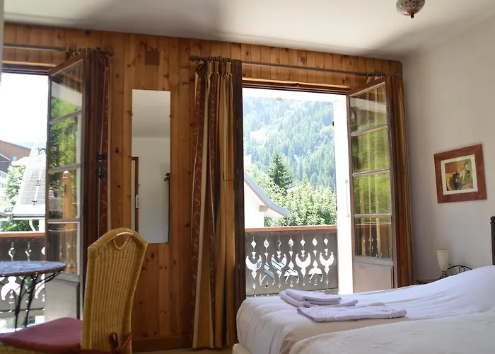 Le Genepy Hotel 2*